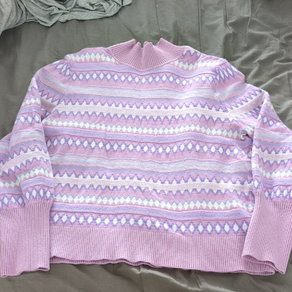Pink Patterned Women's Sweater
